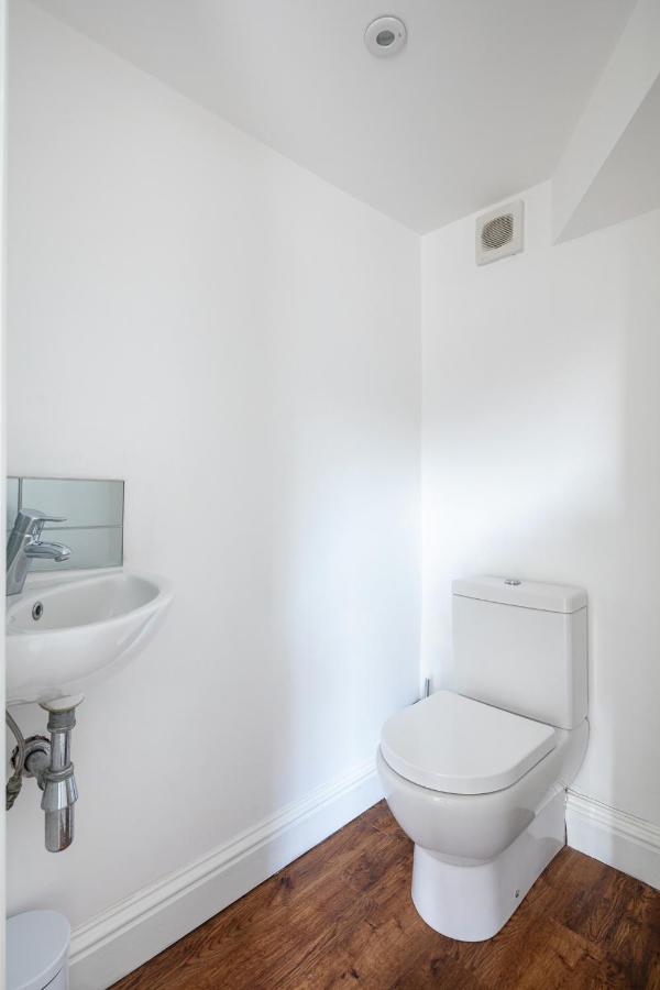 Castle Properties: The Duchess, 3 Bed Family Cottage Windsor Exterior foto